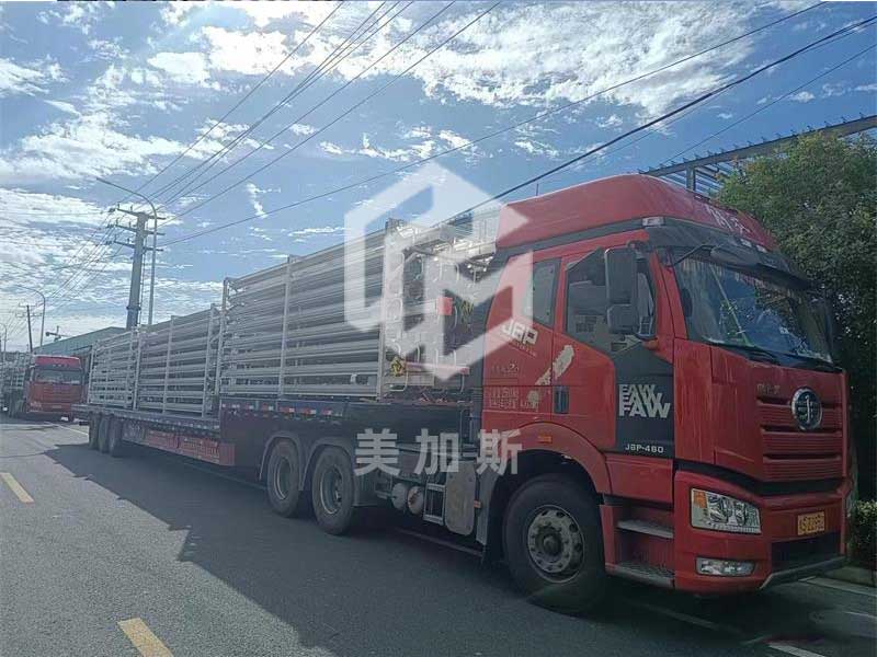 1669974028.jpg 氣化器-華為通信項目-2000方液氮氣化器8臺.jpg